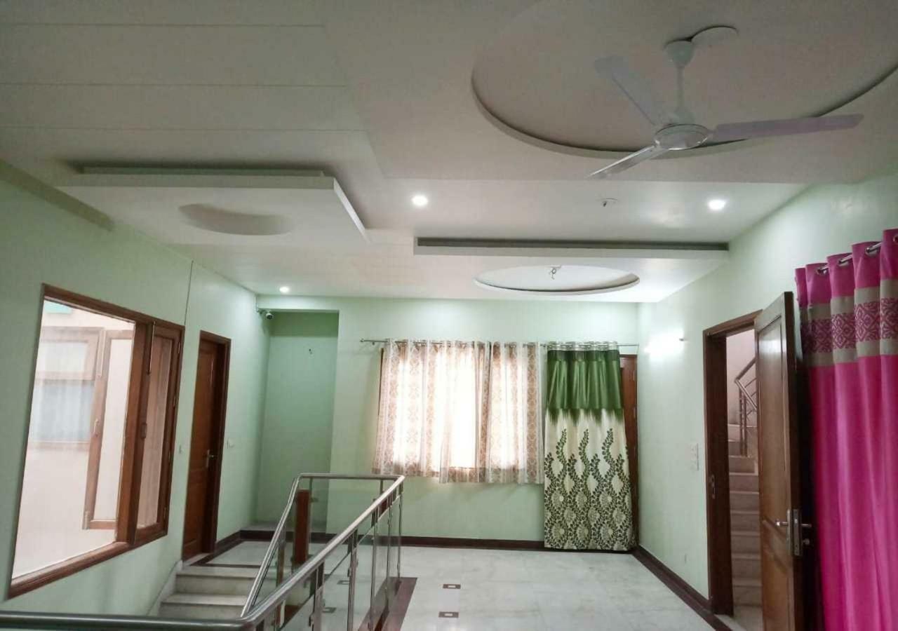 J P Residency Greater Noida Exterior foto