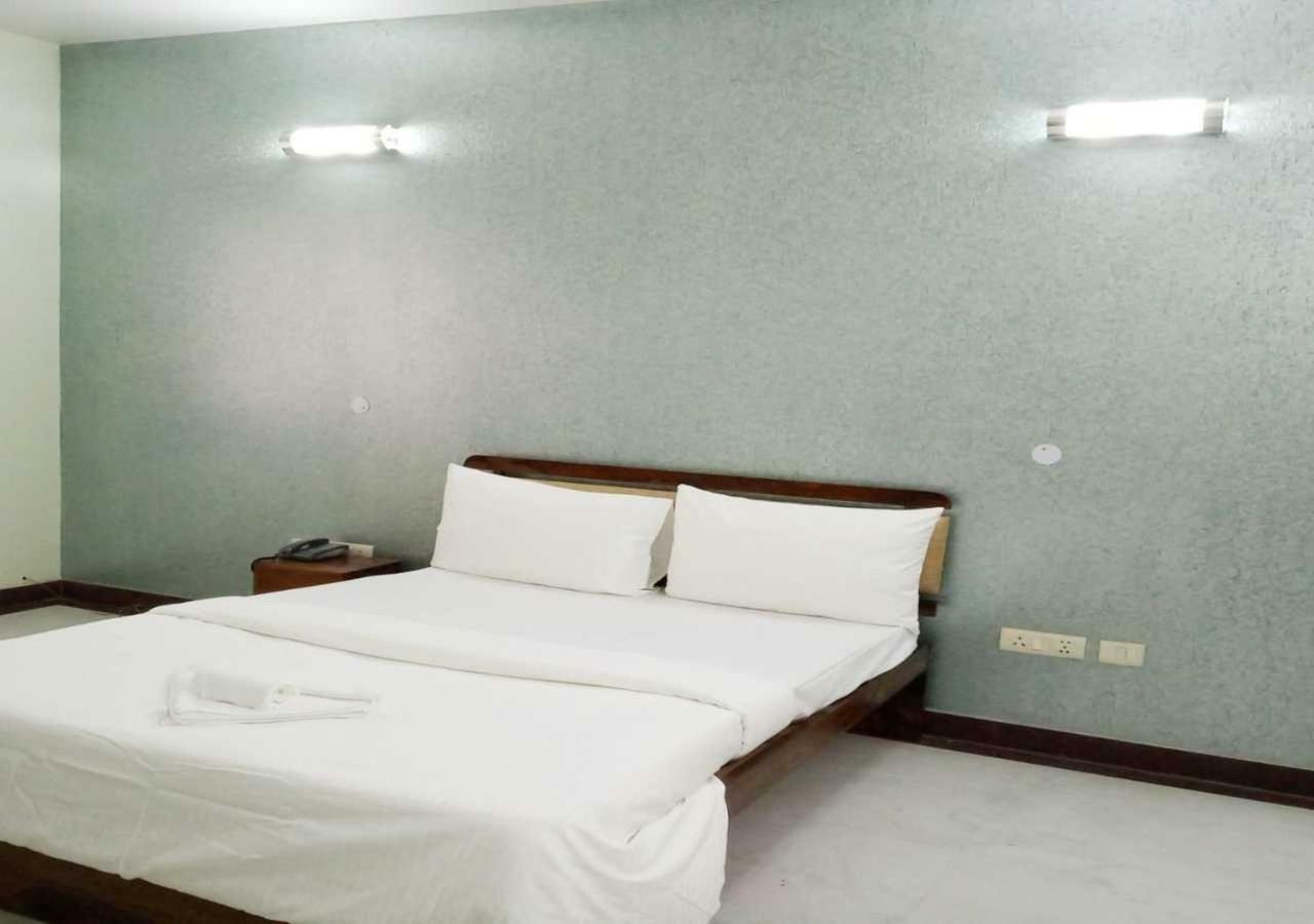 J P Residency Greater Noida Exterior foto