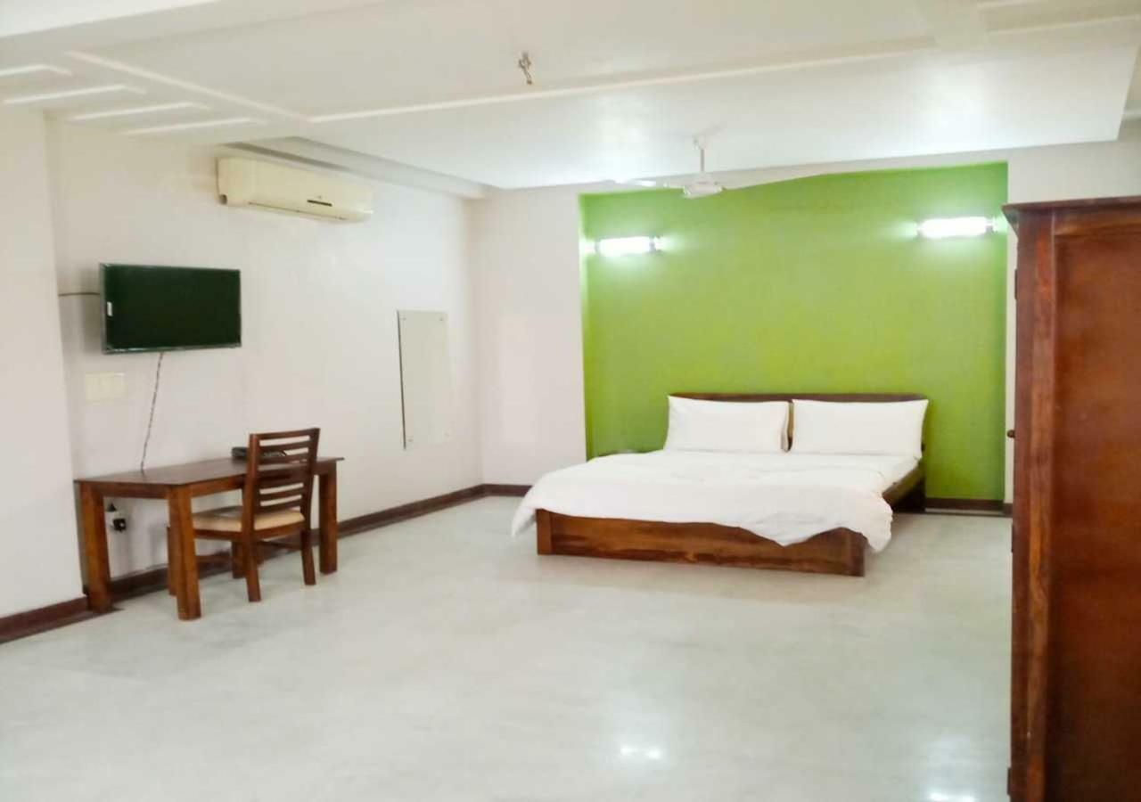 J P Residency Greater Noida Exterior foto