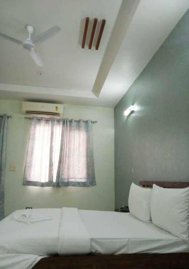 J P Residency Greater Noida Exterior foto